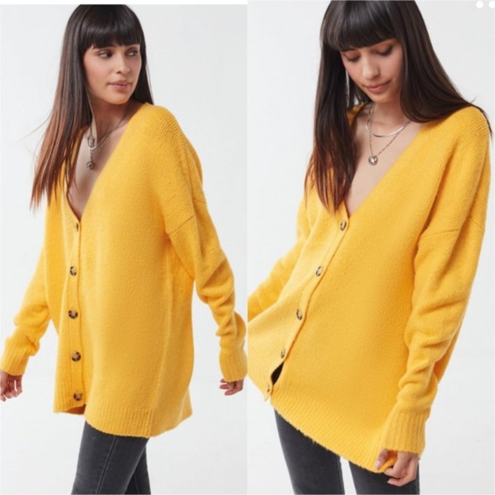 UO Jordan Plush Cardigan